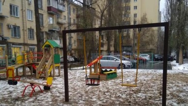 Благоустройство дворовой территории на Московском пр-те, 24 завершилось