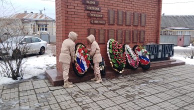 В Подгорном почтили память героев ВОВ