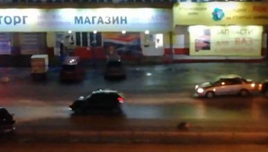 6 машин столкнулись на скользкой дороге на Шишкова