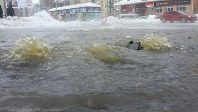 В Северном на улице Шишкова снова разлилась «река»