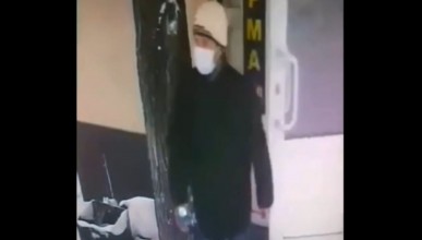 Появилась ориентировка на предполагаемого убийцу учительницы в Воронеже