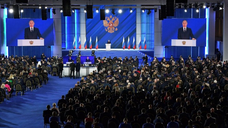 Путин анонсировал новые детские выплаты: кто получит пособия 