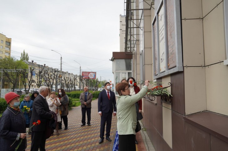 В Северном районе открыли мемориальные доски в память о коминтерновцах – защитниках Родины