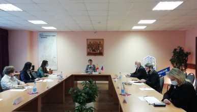 В Коминтерновском районе прошел День общественной приемной губернатора