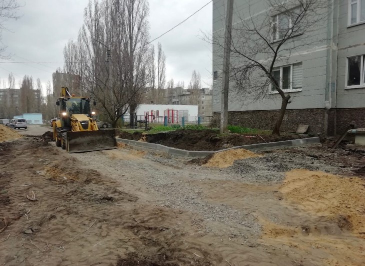 В Северном районе продолжается благоустройство дворовых территорий