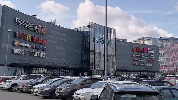 Открывшийся на последнюю распродажу H&M в Арене оставил воронежцев без скидок  