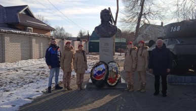 В Подгорном почтили память героев, отдавших жизни за освобождение родного Воронежа