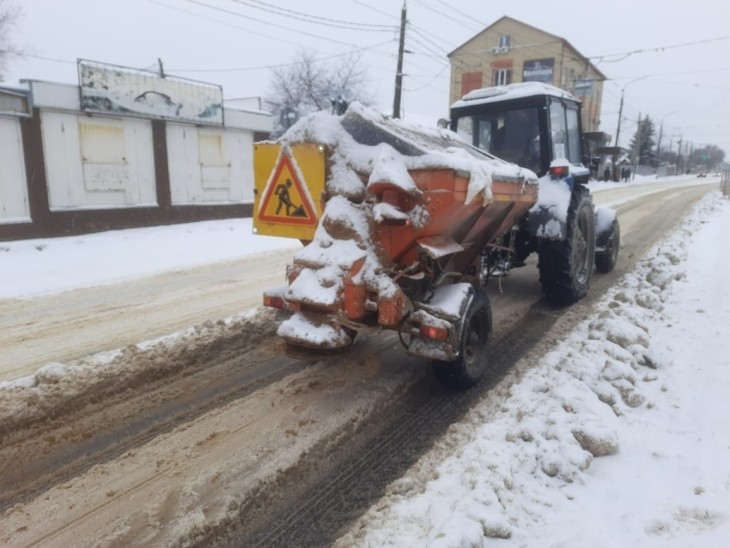 Противогололедная обработка в районе