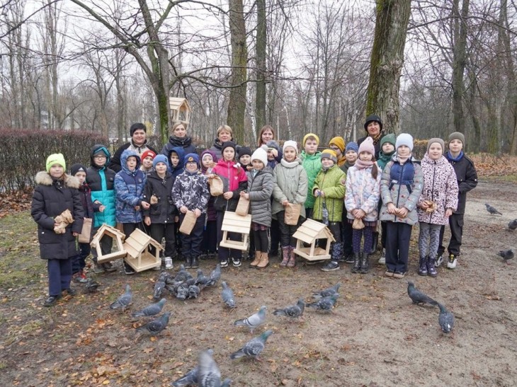 Коминтерновский район присоединился к акции «Покорми птиц»