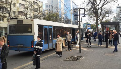 Популярный автобусный маршрут отменили в Воронеже 