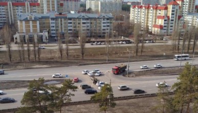 Автомобиль перевернулся на Московском проспекте 