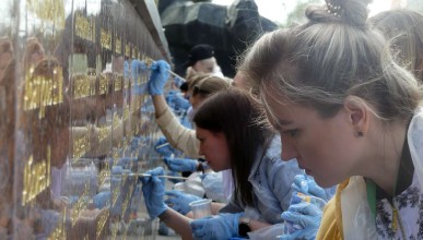 Воронежцы продолжают приводить в порядок воинские мемориалы