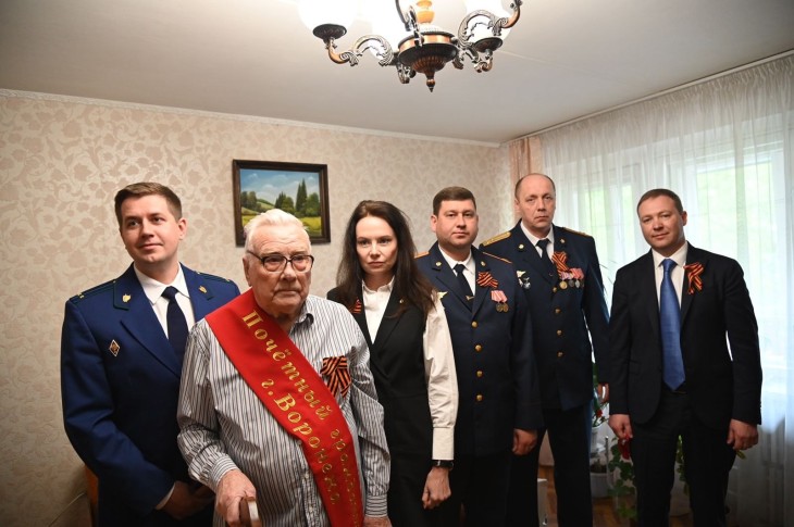 В Коминтерновском районе с присвоением звания «Почетный гражданин города Воронежа» поздравили ветерана Великой Отечественной войны Николая Афанасьева