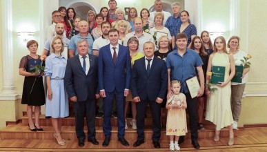 Работников сферы спорта с наступающим Днём физкультурника поздравил мэр Воронежа