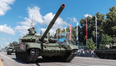 2100 зрителей пришли посмотреть на Парад Победы в Воронеже Воронеж Северный район 
