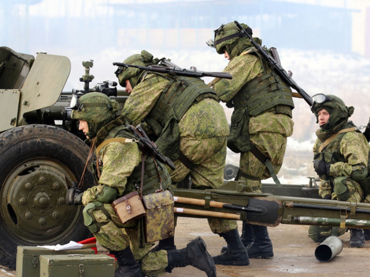 Масштабная группировка военных. Российские войска.