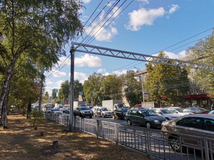 Постоянные заторы на Московском проспекте. Воронеж Северный район