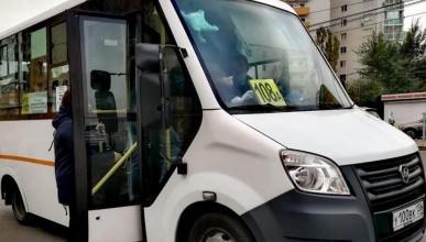 В общественном транспорте Воронежа люди ездят без масок. Воронеж Северный район